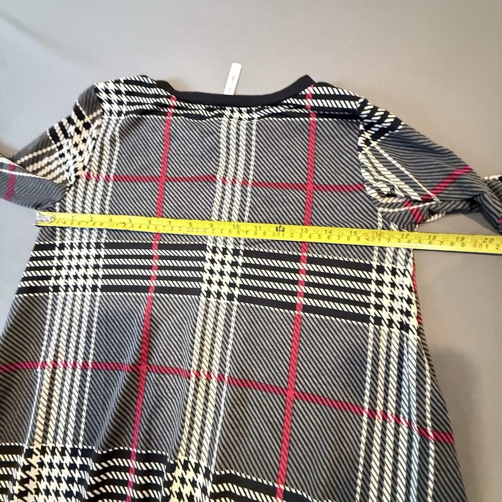 Chico's Plaid Tunic Dress Black Red Long Sleeve Stretch Knit Pockets Size Small - Picture 7 of 11